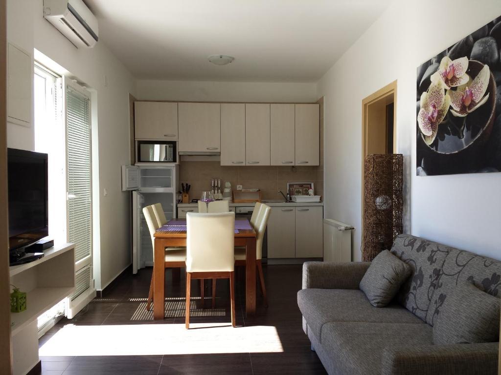 Pavlic Apartments Betina  Rom bilde